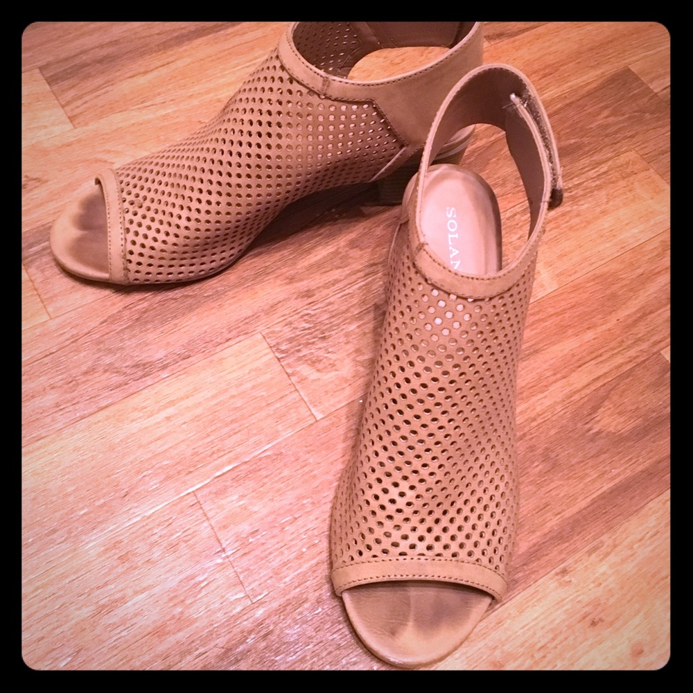Solanz Shoes